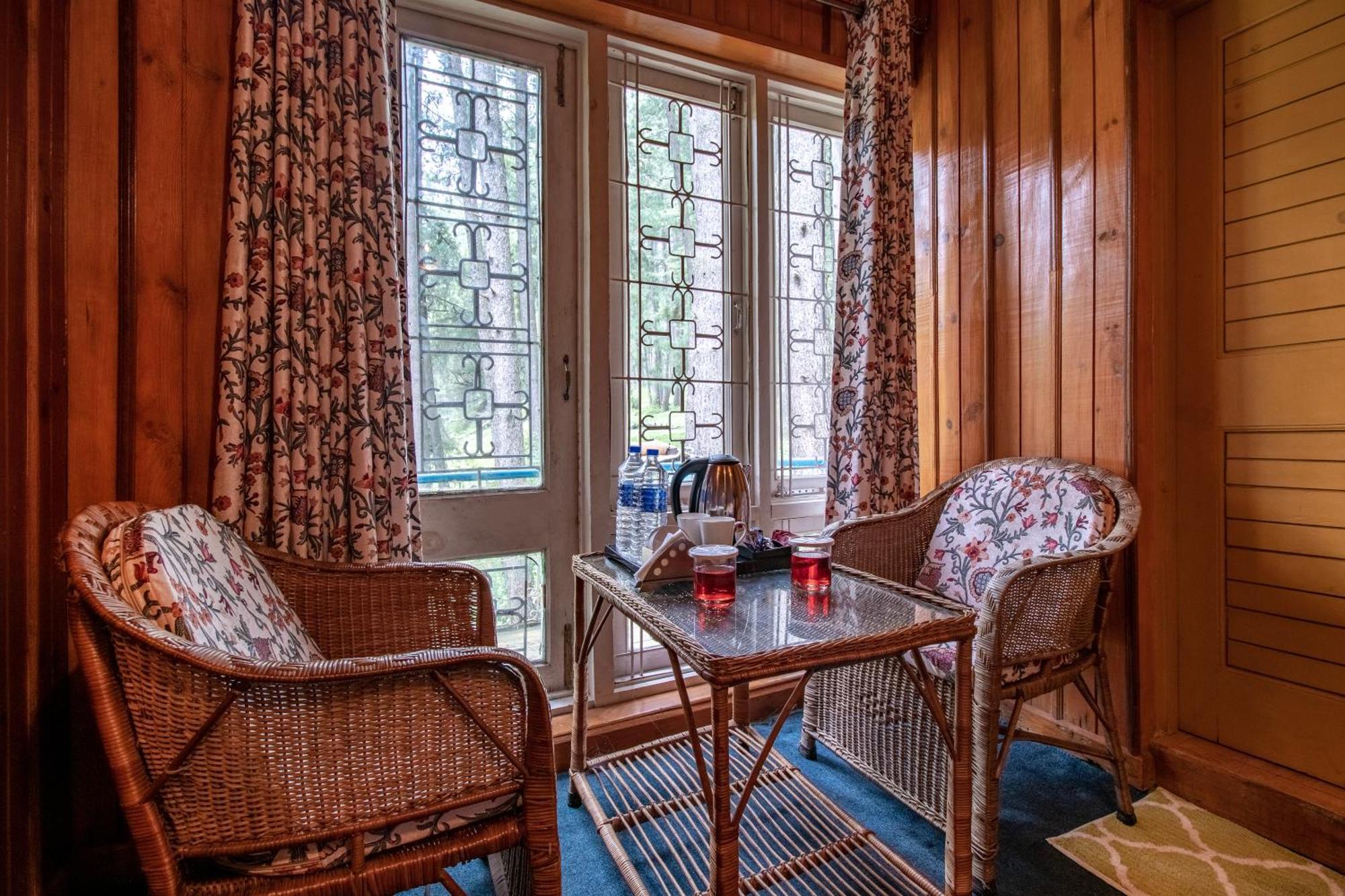 Hotel Little Silver Pahalgām Kültér fotó