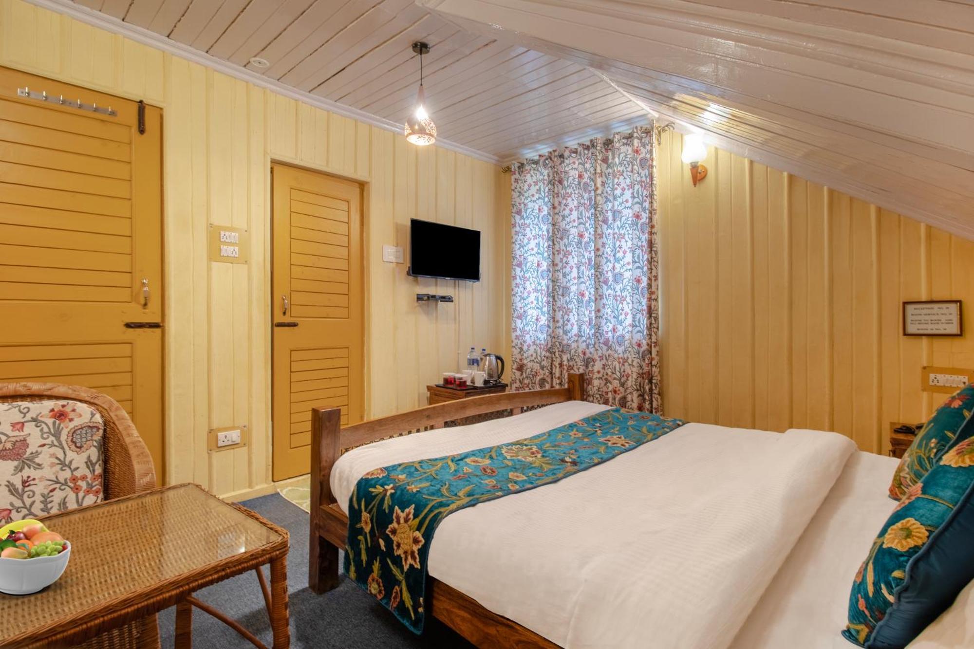Hotel Little Silver Pahalgām Kültér fotó