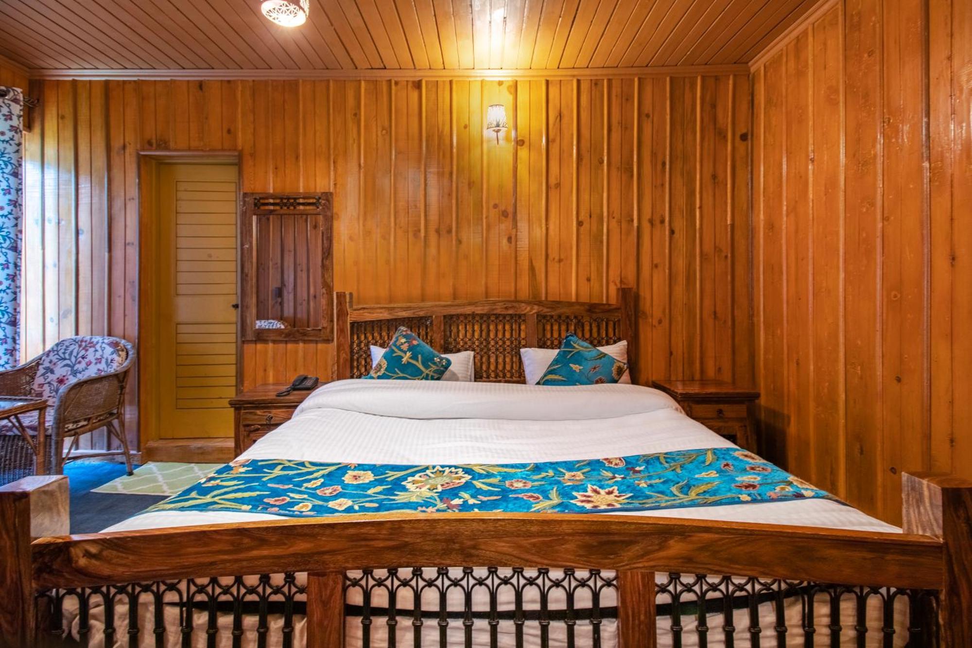 Hotel Little Silver Pahalgām Kültér fotó