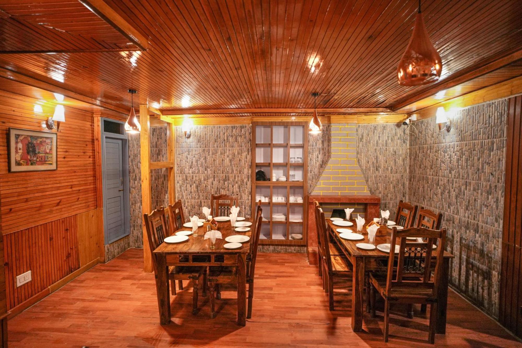 Hotel Little Silver Pahalgām Kültér fotó